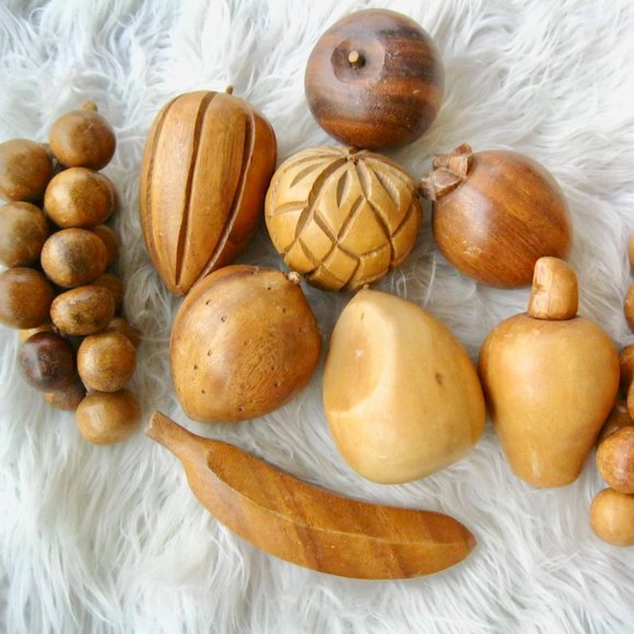 VTG Wooden Fruit Lot of 10 Grape Banana Apple Pear